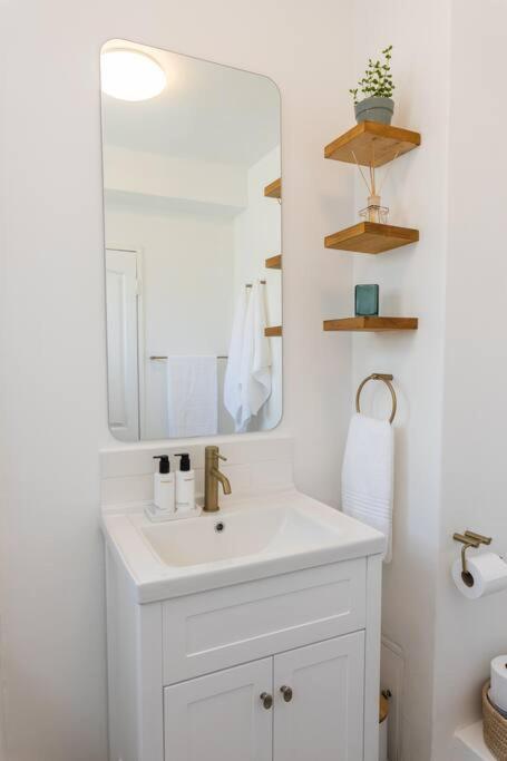 Greenpoint Emerald Cape Town