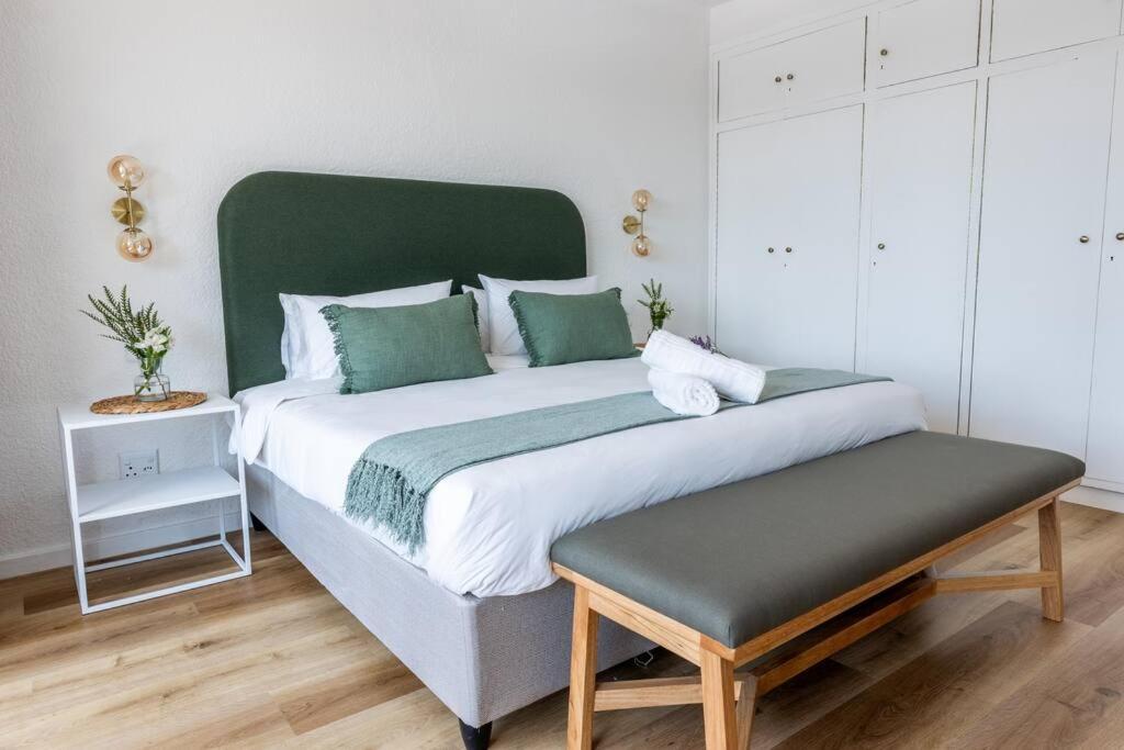 Apartment Greenpoint Emerald Cape Town