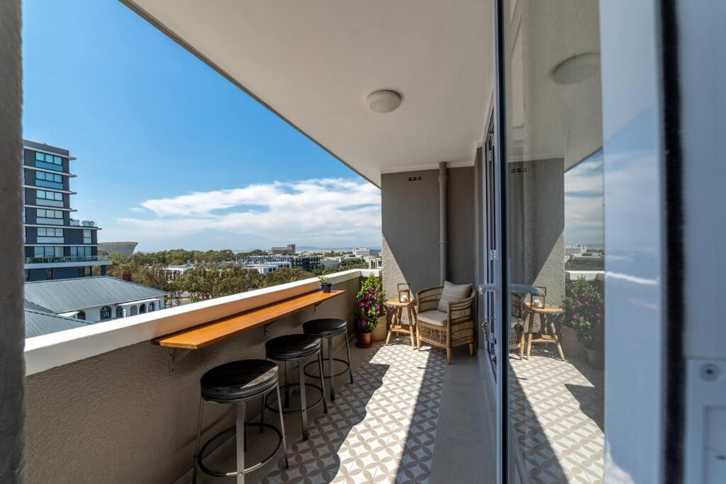 Greenpoint Emerald * Cape Town